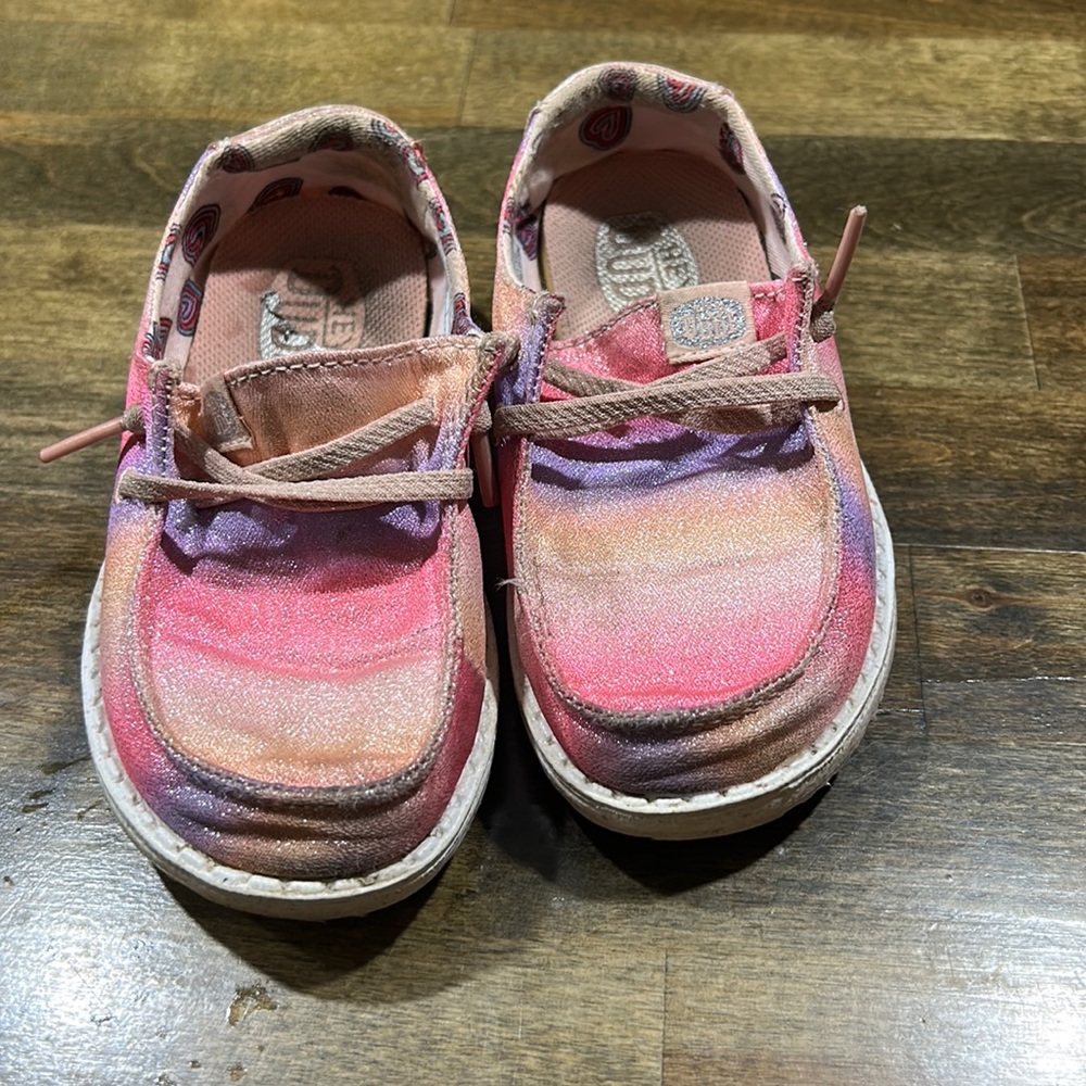 Toddler hey dudes good condition